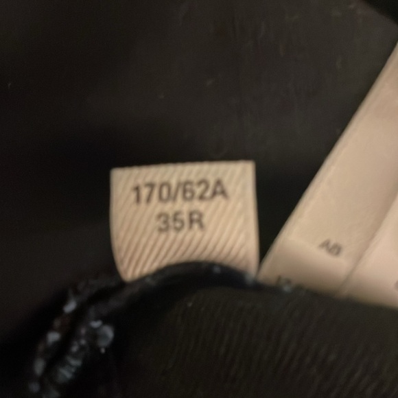 BURBERRY Dark Wash fit and flared Jeans - Picture 14 of 14